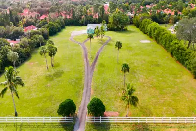 4656 Lillian Ave, Palm Beach Gardens: photo 1 of 26
