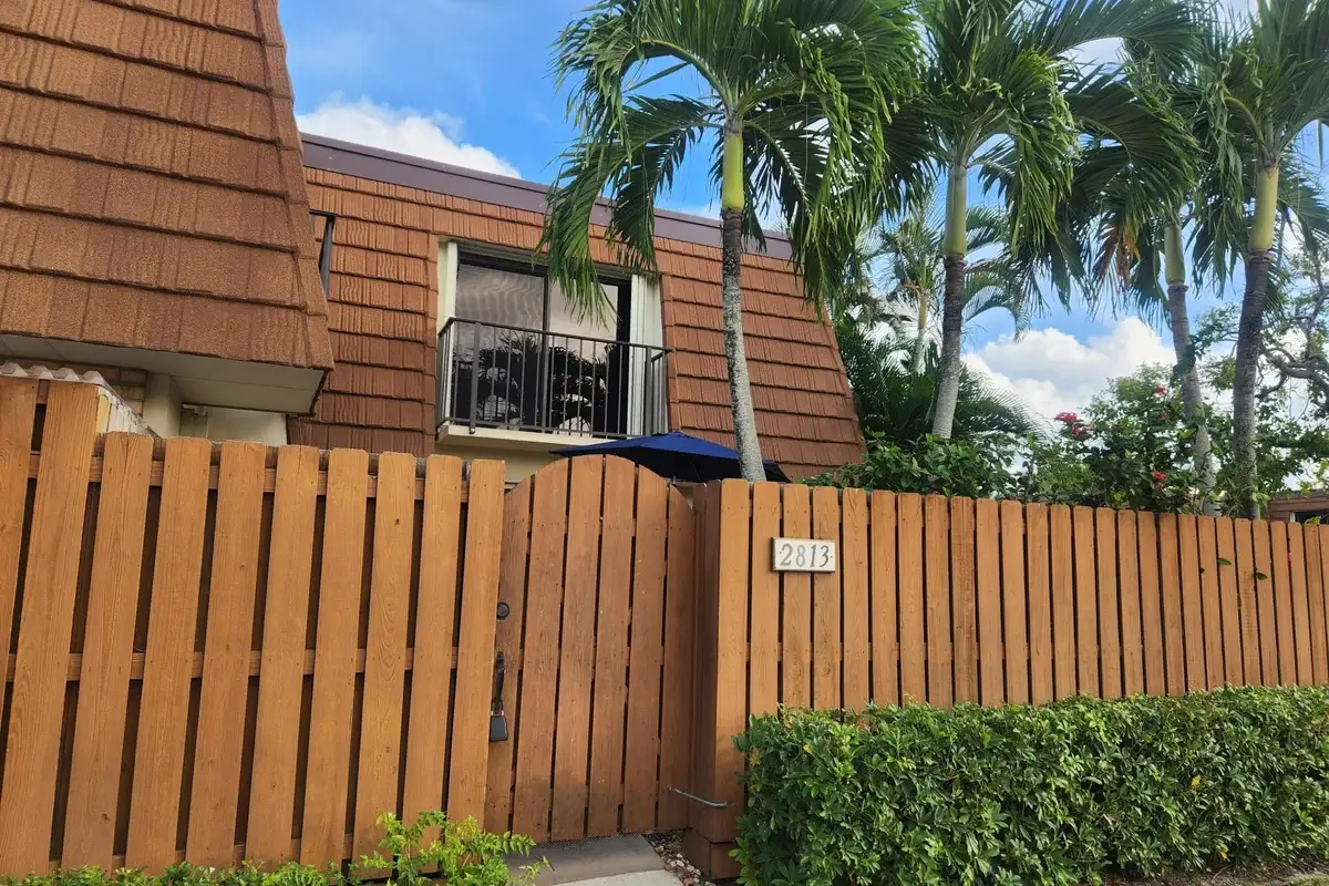 2813 28th Ct, Jupiter: photo 1 of 25