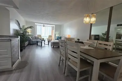 2831 Somerset Dr #105, Lauderdale Lakes: photo 1 of 22