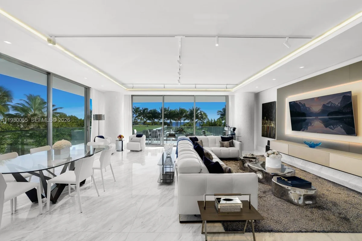 10203 Collins Ave #201, Bal Harbour: photo 1 of 40