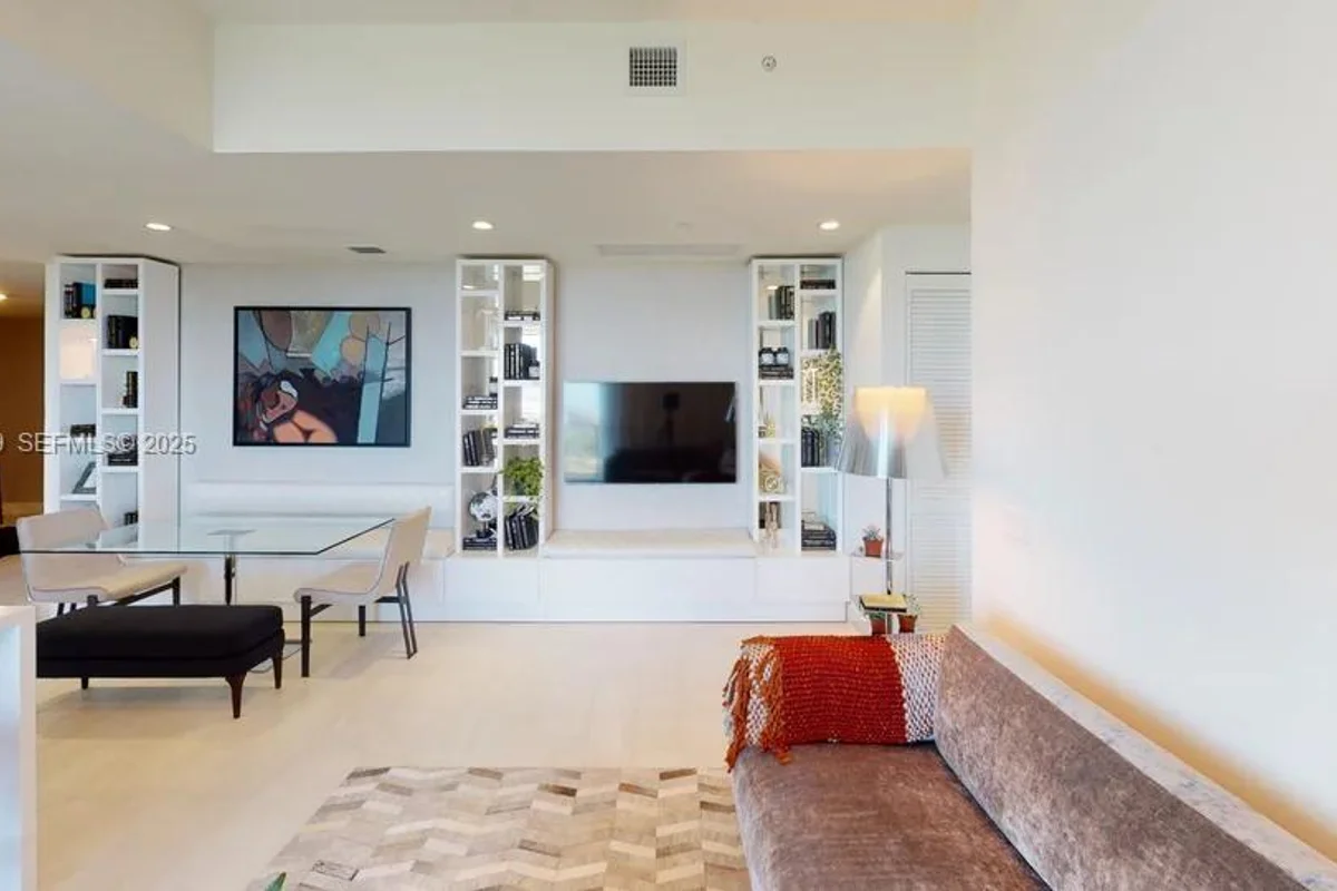 2000 Metropica Way #1701, Sunrise: photo 1 of 33