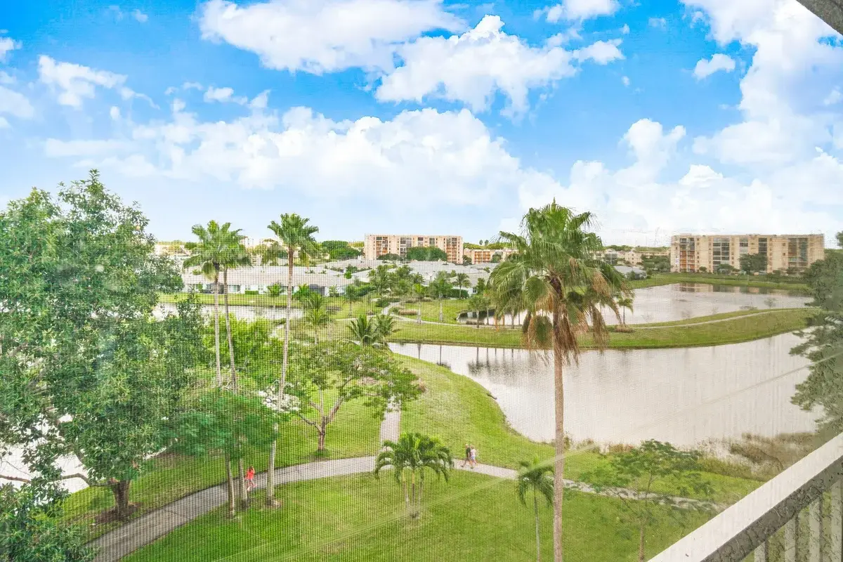 14623 Bonaire Blvd #608, Delray Beach: photo 1 of 28
