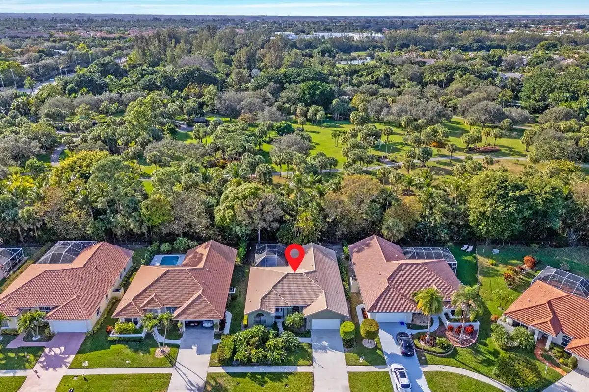 9055 Cypress Hollow Dr, Palm Beach Gardens: photo 1 of 55