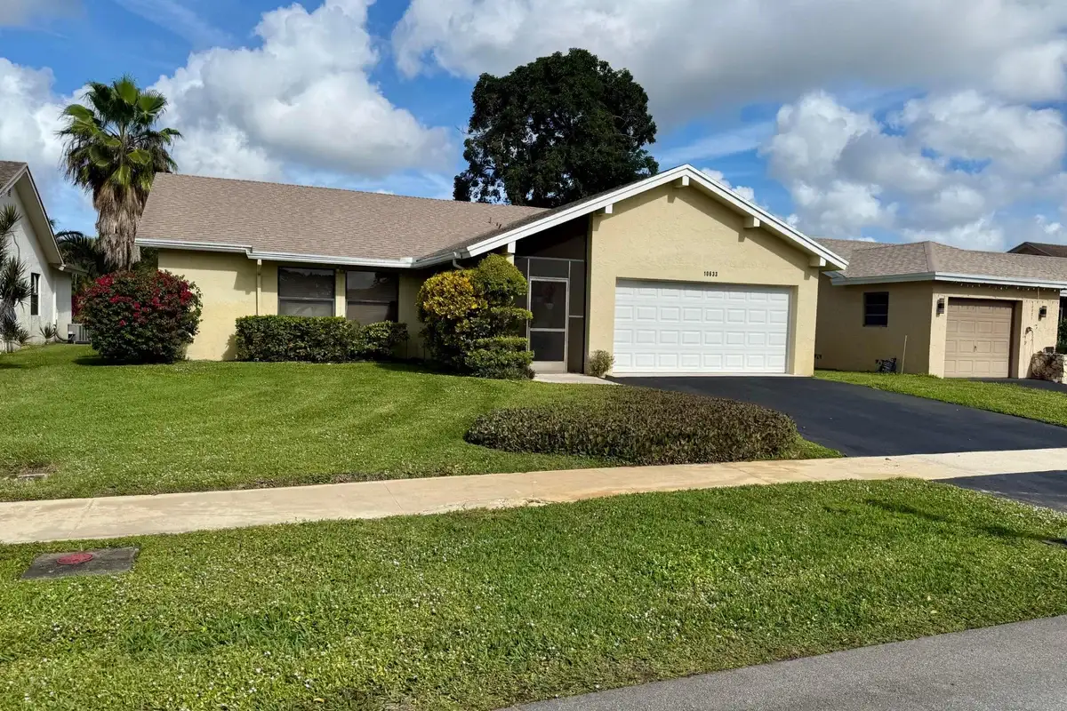 10633 Greenbriar Ct, Boca Raton: photo 1 of 18