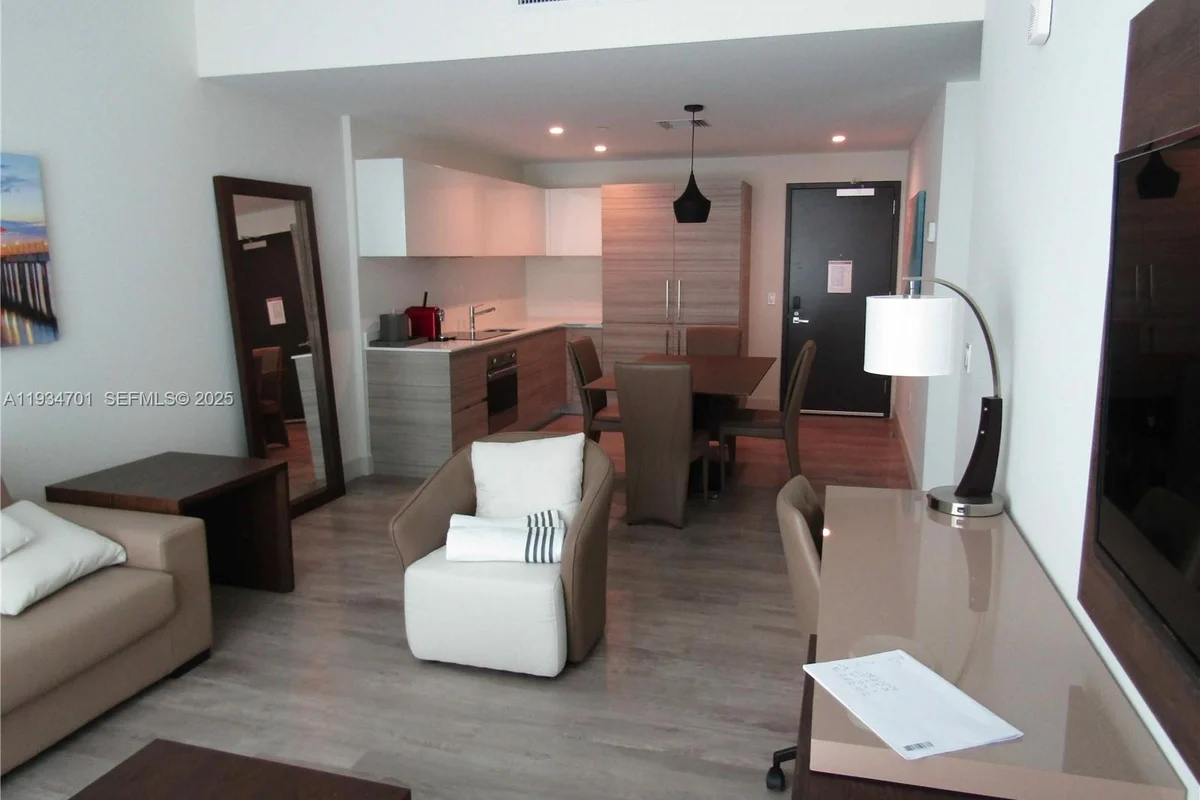777 N Ocean Dr #S514, Hollywood: photo 1 of 42