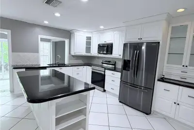 4341 Coral Springs Dr #1G, Coral Springs: photo 1 of 16