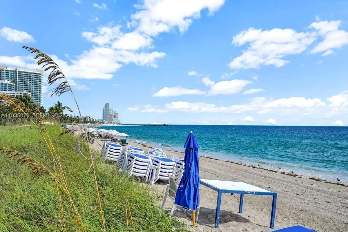 10155 Collins Ave #1106, Bal Harbour: photo 1 of 26