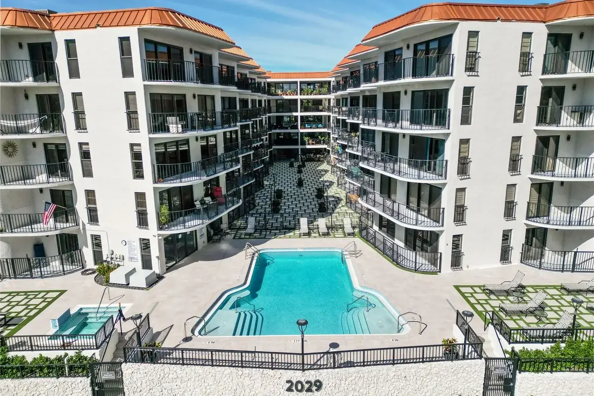 2029 N Ocean Blvd #303, Fort Lauderdale: photo 1 of 21