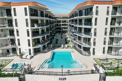 2029 N Ocean Blvd #303, Fort Lauderdale: photo 1 of 21