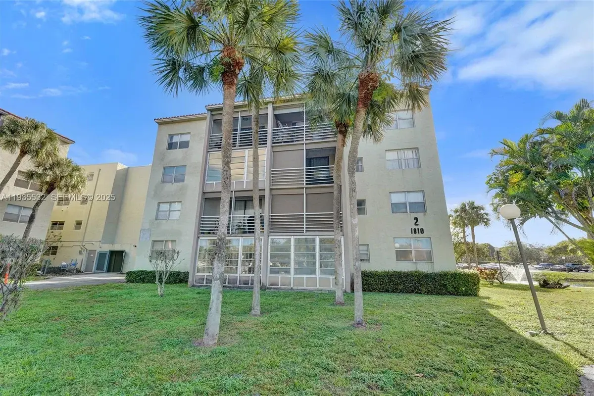 1810 SW 81st Ave #2108, North Lauderdale: photo 1 of 48