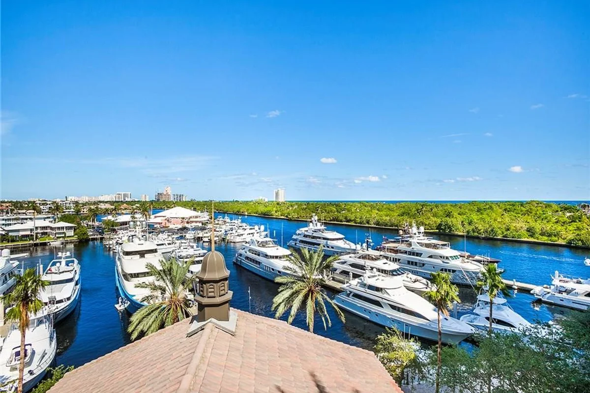 1040 Seminole Dr #1406, Fort Lauderdale: photo 1 of 13