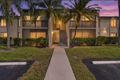 1102 Green Pine Blvd #A1, West Palm Beach: photo 1 of 24