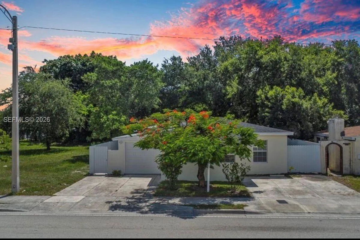 1220 N Andrews Ave, Fort Lauderdale: photo 1 of 17