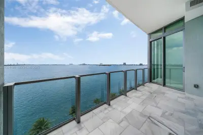 2900 NE 7th Ave #604, Miami: photo 1 of 19