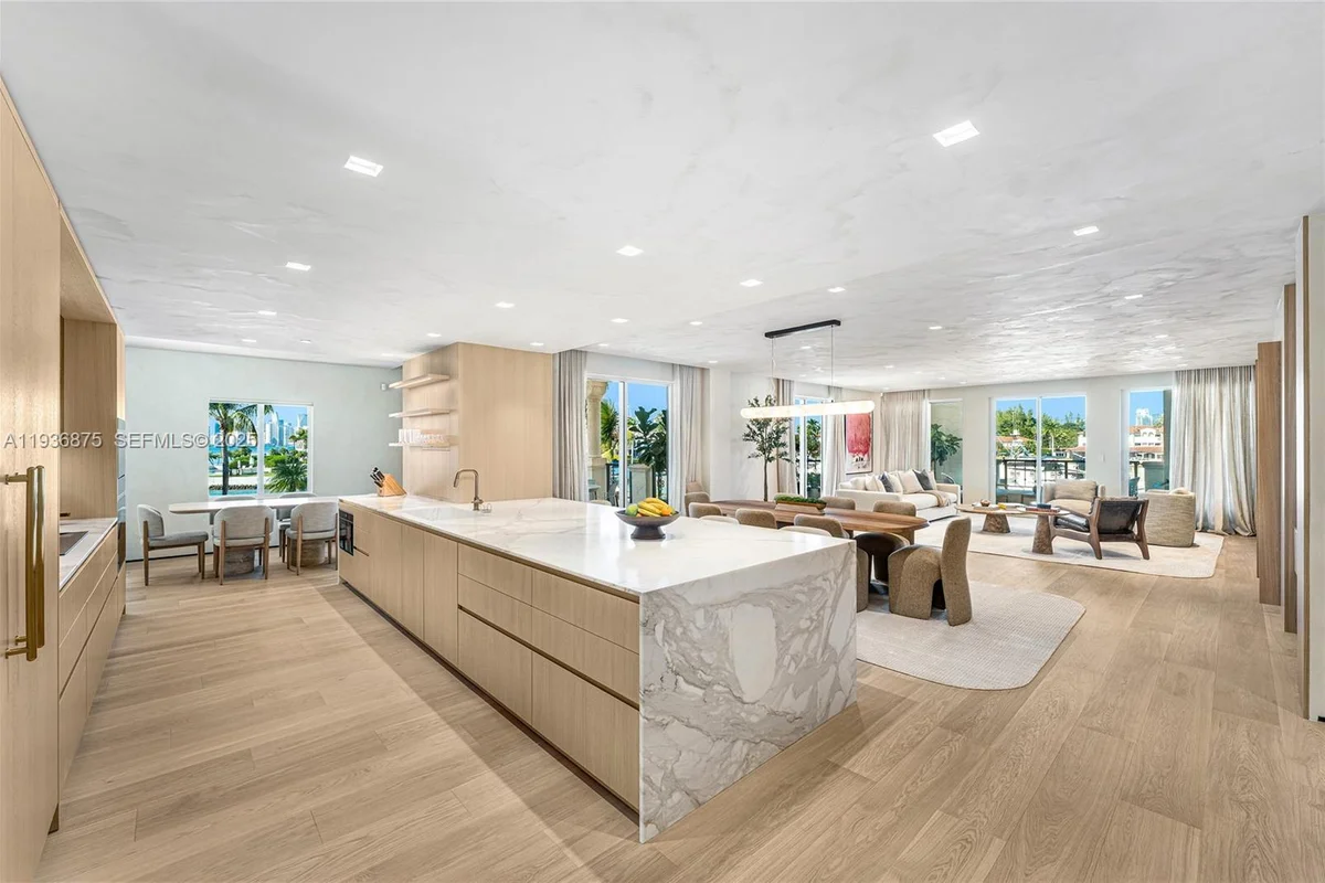 2521 Fisher Island Dr #6201, Miami Beach: photo 1 of 50