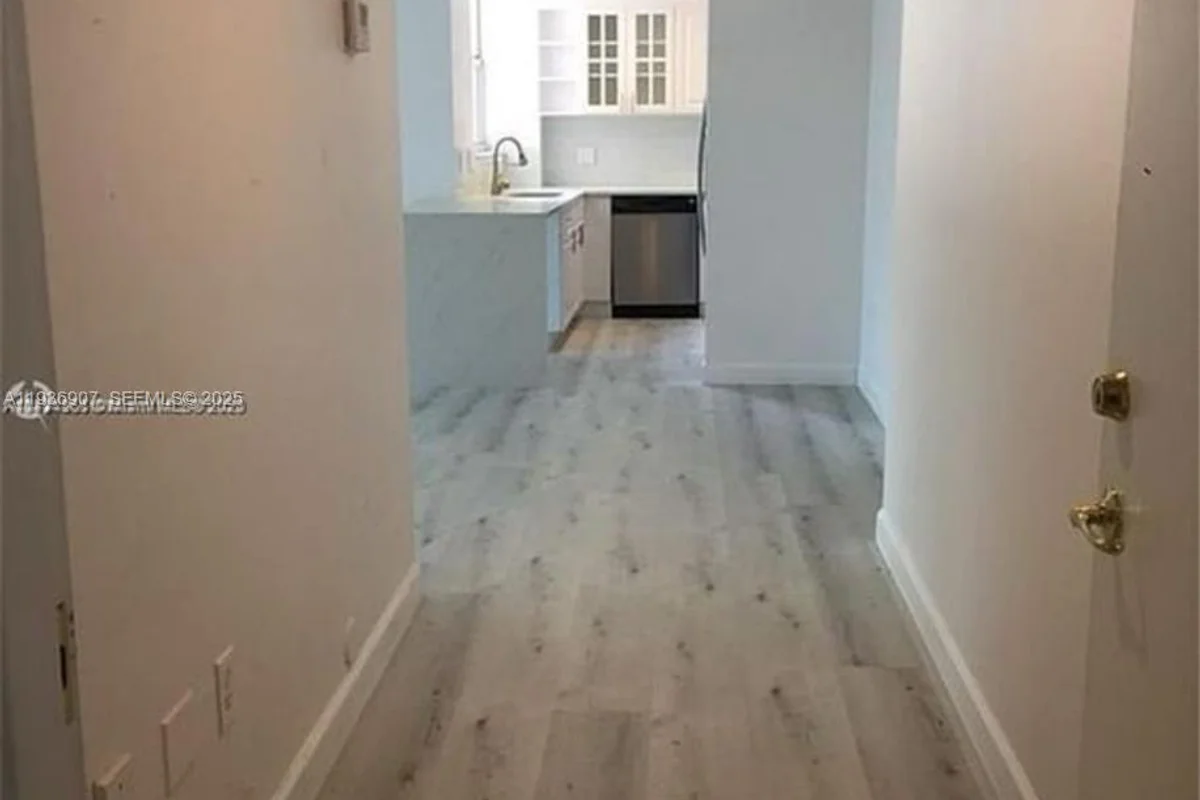 1824 Brickell Ave #2B, Miami: photo 1 of 13