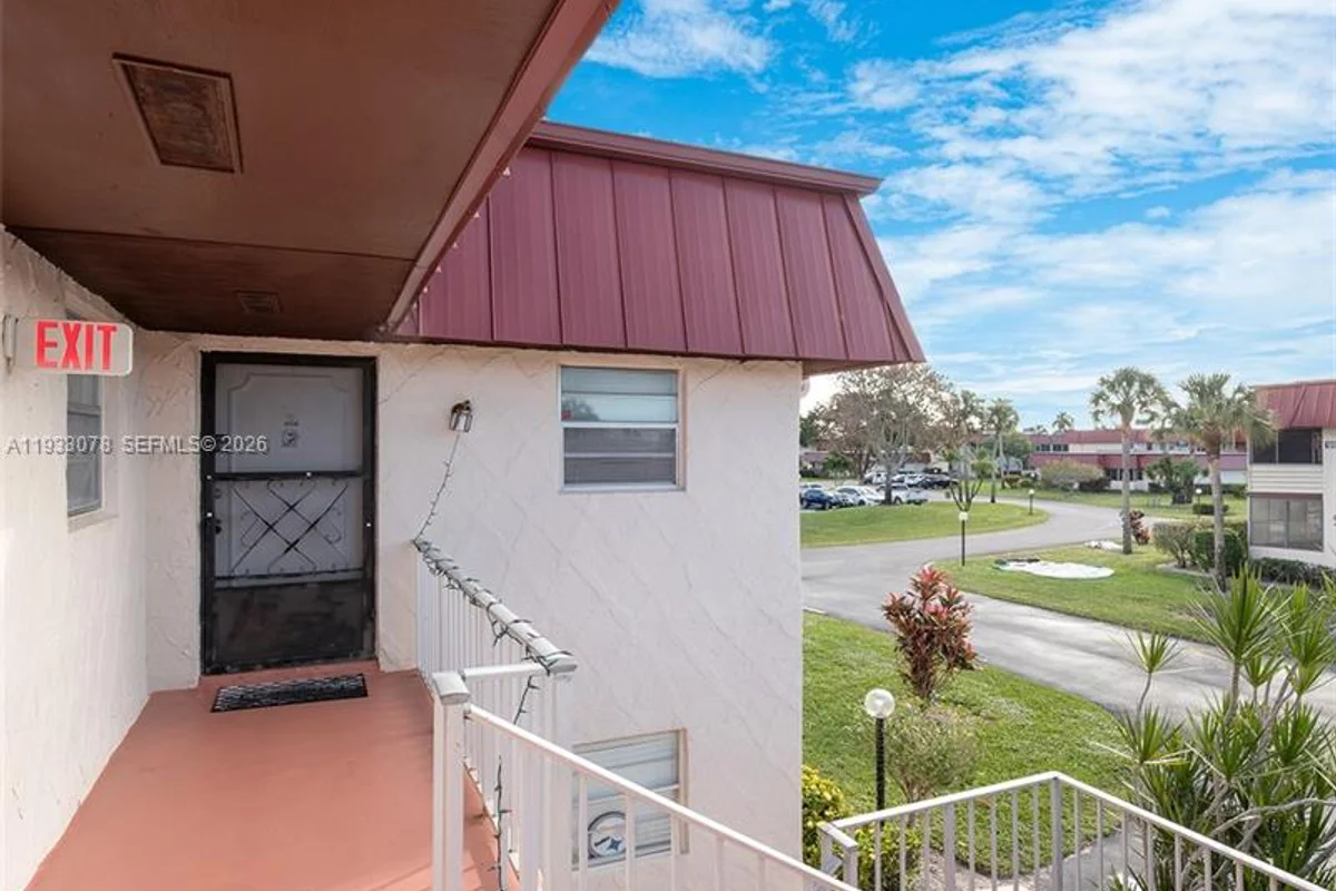 12027 S Greenway Cir #206, Royal Palm Beach: photo 1 of 30