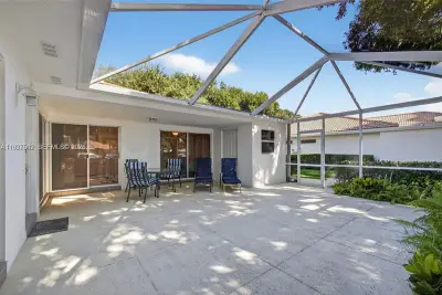 7102 Geminata Oak Ct, Palm Beach Gardens: photo 1 of 28