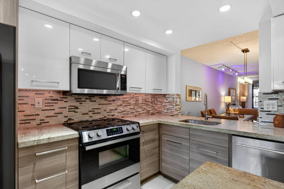 7547 NW 79th Ave #212, Tamarac: photo 1 of 39