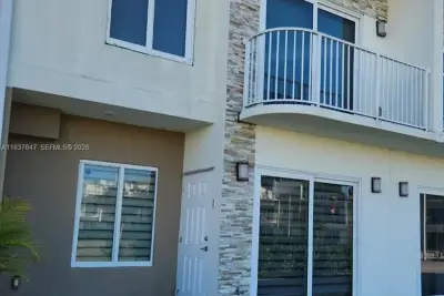 13937 SW 259th Way, Homestead: photo 1 of 17