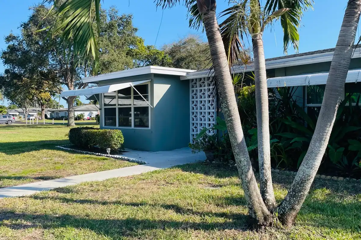 910 South Dr #B, Delray Beach: photo 1 of 24