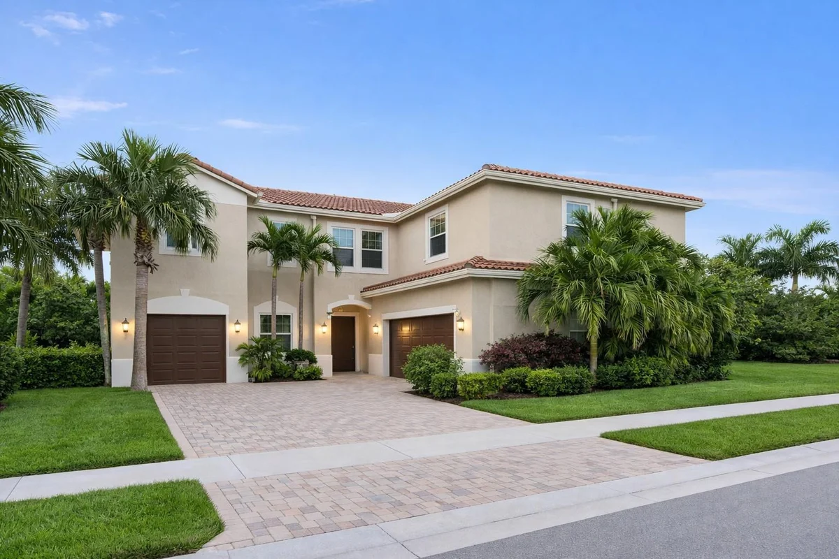 1381 Beacon Cir, Wellington: photo 1 of 50
