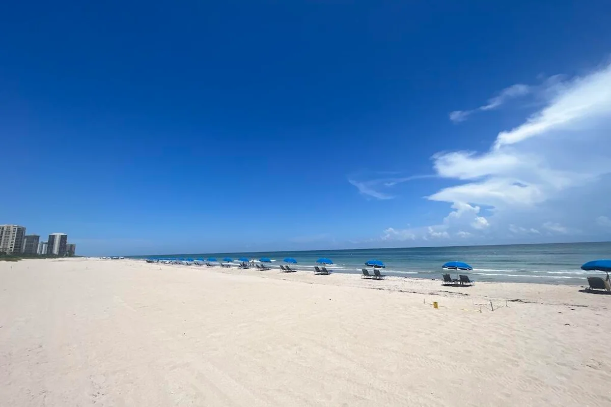 2800 N Ocean Dr #B-23c, Riviera Beach: photo 1 of 39