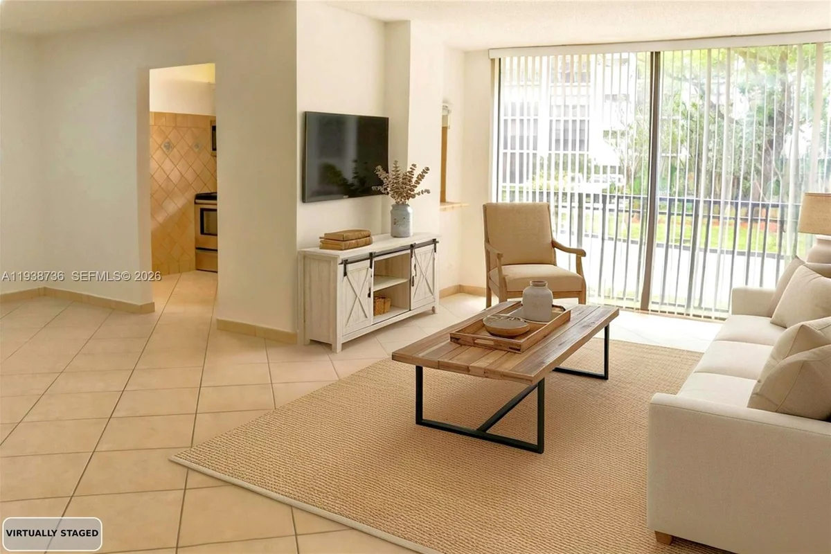 16919 N Bay Rd #118, Sunny Isles Beach: photo 1 of 20
