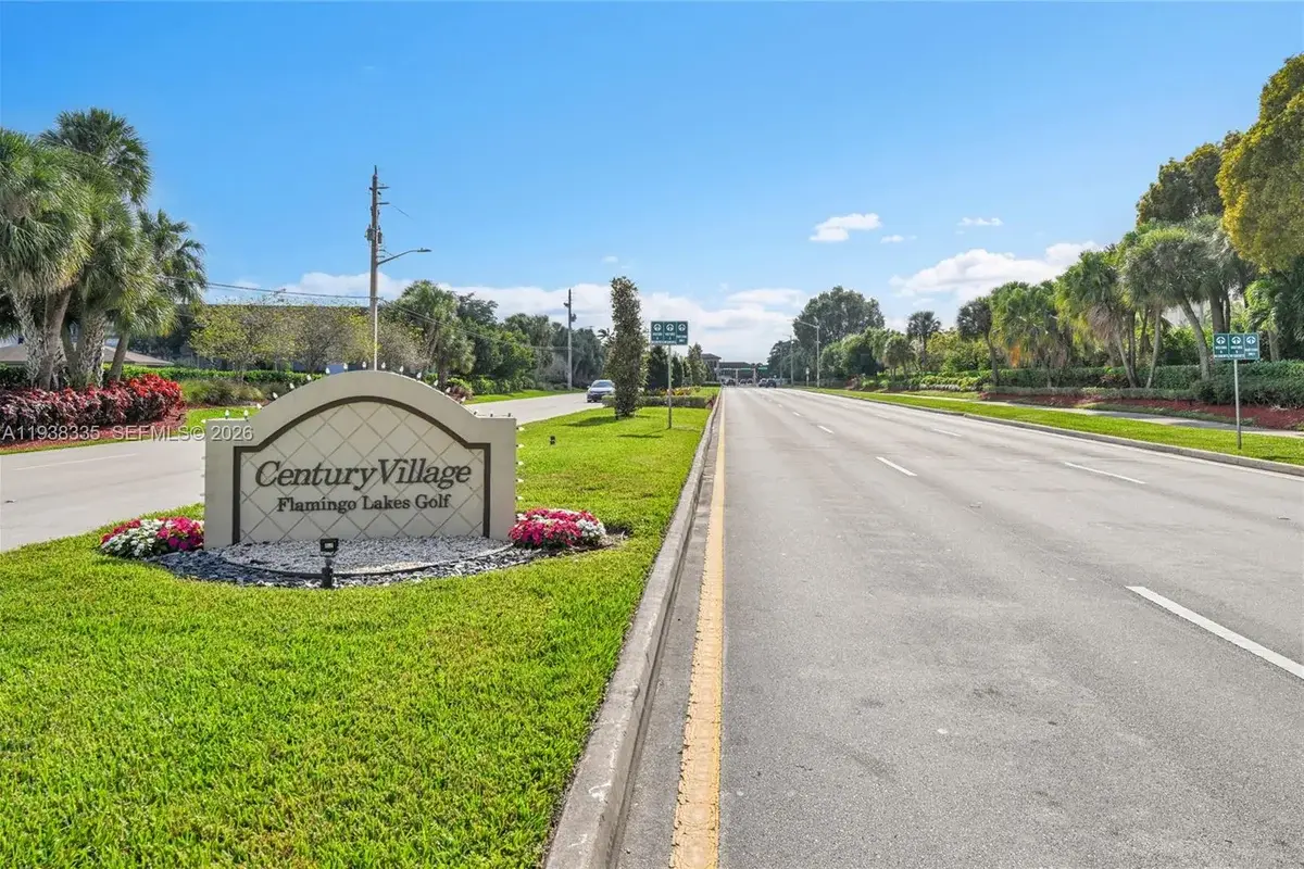701 SW 142nd Ave #104S, Pembroke Pines: photo 1 of 16