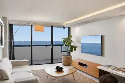 2555 Collins Ave #2105, Miami Beach: photo 1 of 15