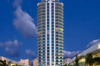 1945 S Ocean Dr #910, Hallandale Beach: photo 1 of 31