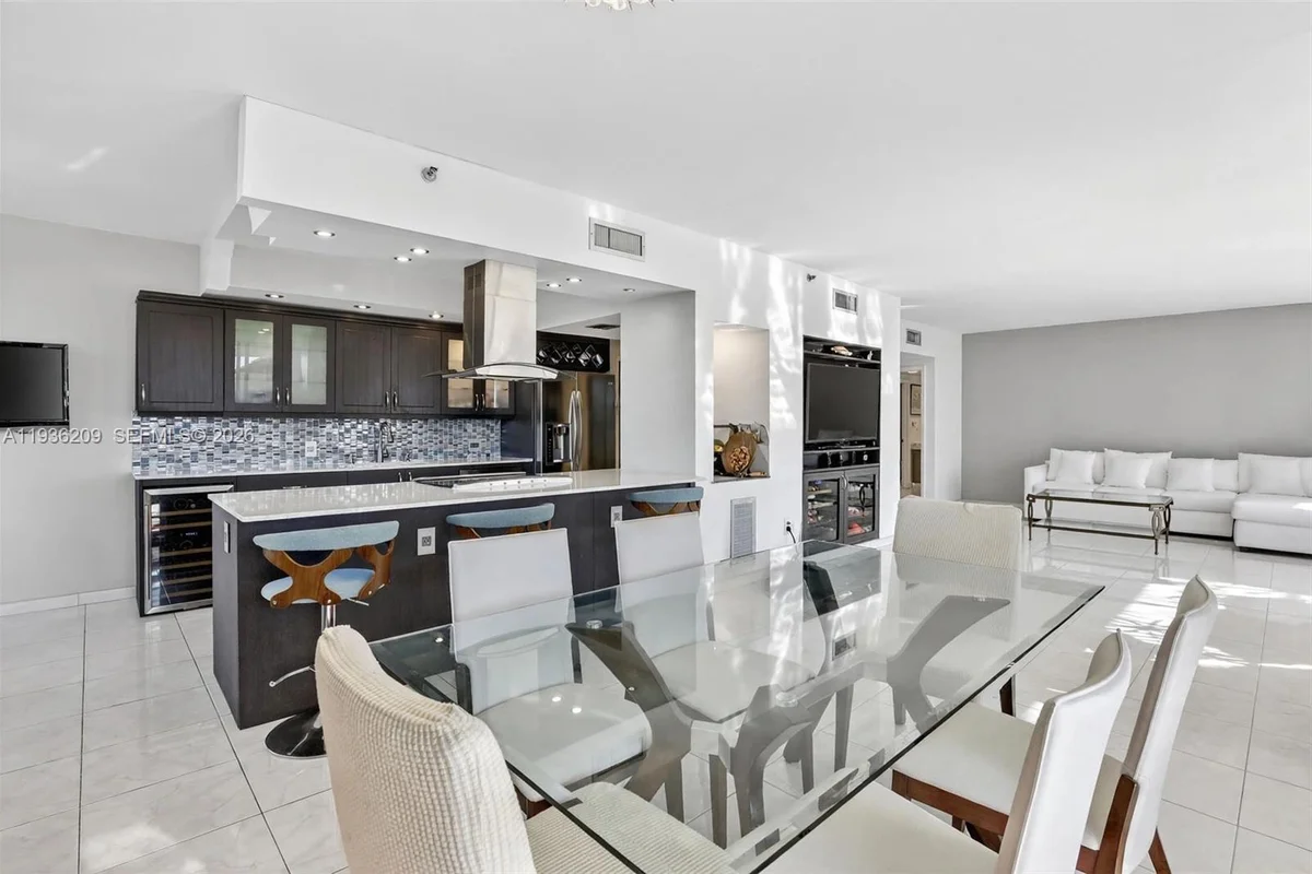 20281 E Country Club Dr #201, Aventura: photo 1 of 81