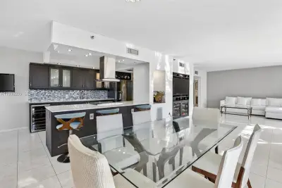 20281 E Country Club Dr #201, Aventura: photo 1 of 81