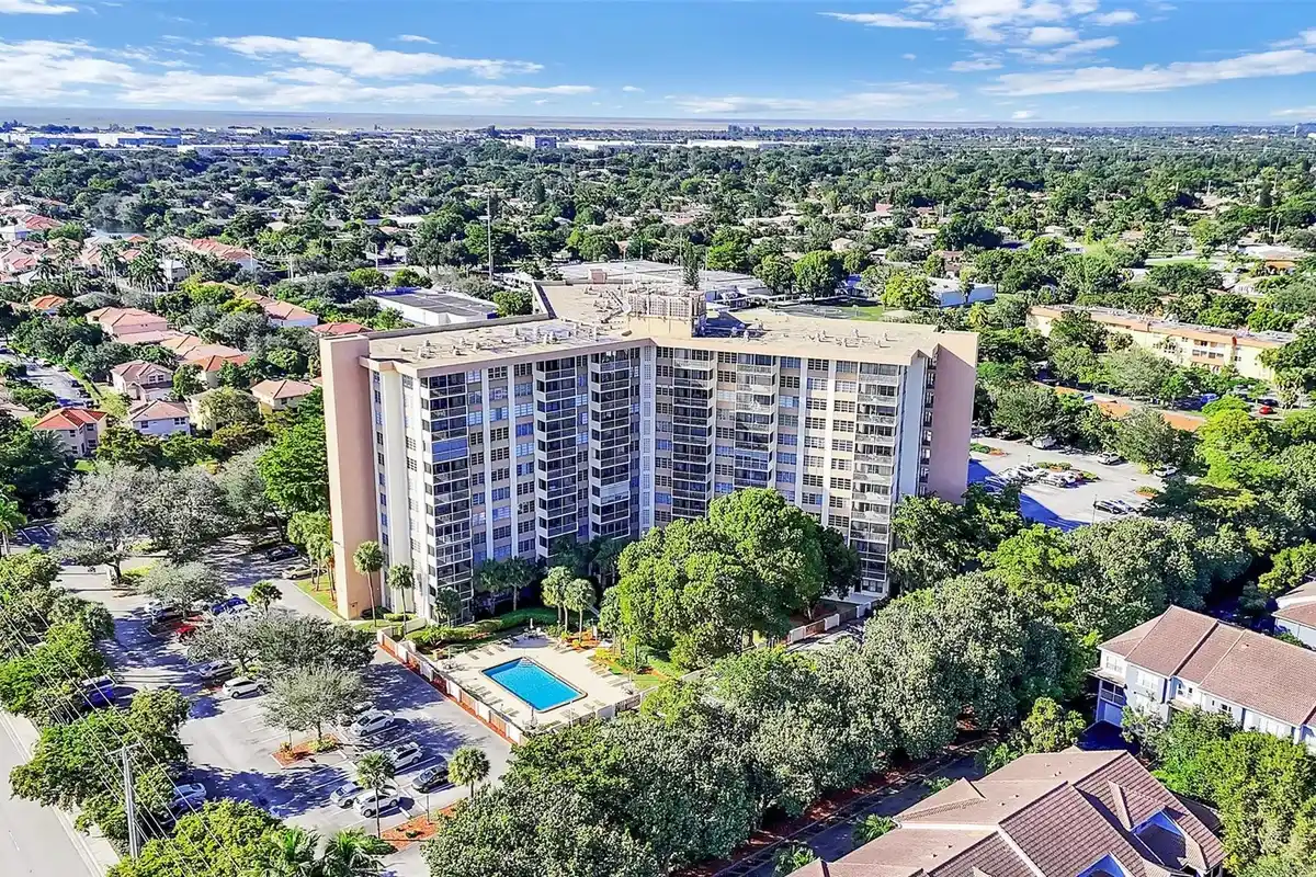 10777 W Sample Rd #711, Coral Springs: photo 1 of 45