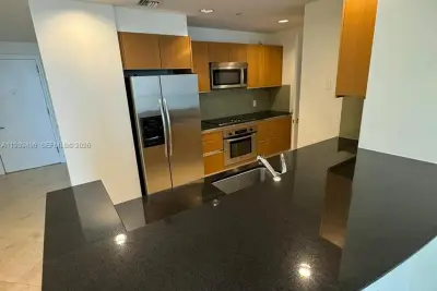 1060 Brickell Ave #2603, Miami: photo 1 of 13