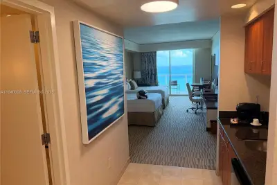 18001 Collins Ave #2312, Sunny Isles Beach: photo 1 of 11
