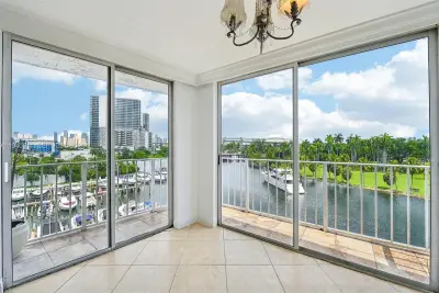 1740 N River Dr #614, Miami: photo 1 of 26