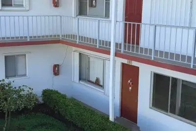 2960 Lake Osborne Dr #209, Palm Springs: photo 1 of 32