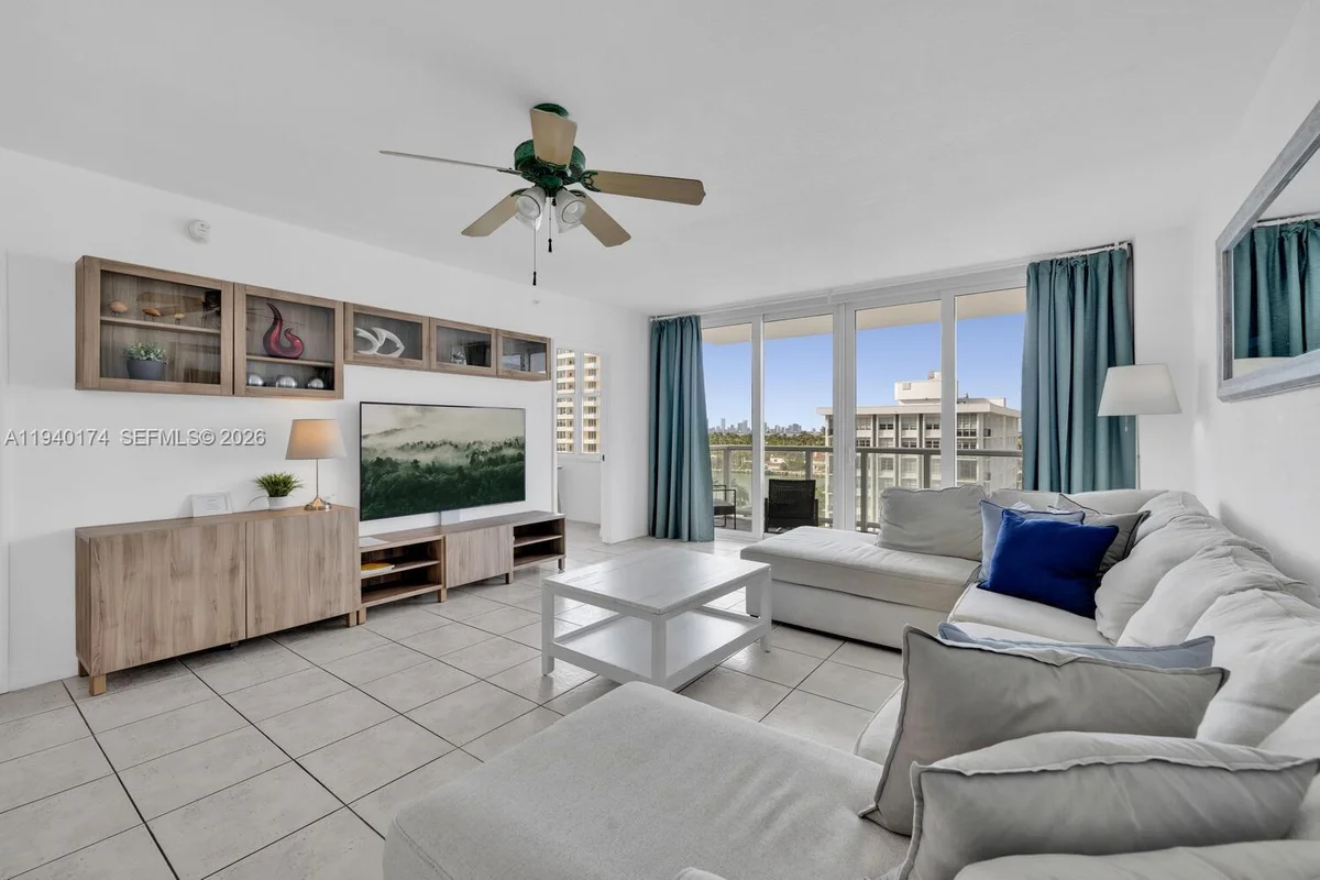 5601 Collins Ave #825, Miami Beach: photo 1 of 39