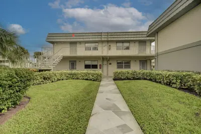 601 Monaco #M, Delray Beach: photo 1 of 14