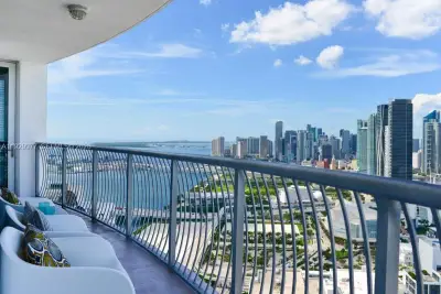 1750 N Bayshore Dr #4814, Miami: photo 1 of 34