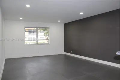 5140 SW 40th Ave #3C, Dania Beach: photo 1 of 23
