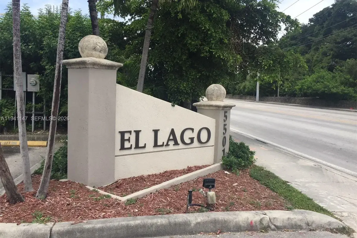 5505 NW 7th St #W406, Miami: photo 1 of 19
