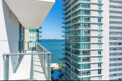 501 NE 31st St #1607, Miami: photo 1 of 32