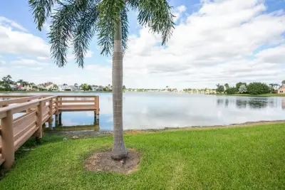 6602 Geneva St, Lake Worth: photo 1 of 21