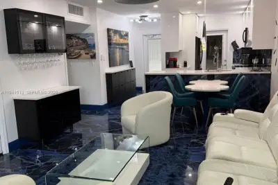 5121 W Oakland Park Blvd #212, Lauderdale Lakes: photo 1 of 17