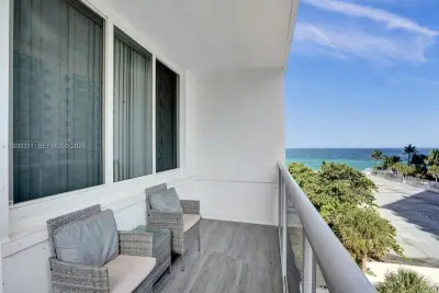 3725 S Ocean Dr #520, Hollywood: photo 1 of 59