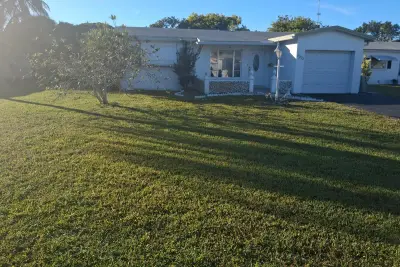 4221 NW 51st Ave NE, Lauderdale Lakes: photo 1 of 4