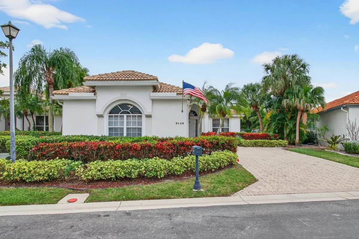 9140 Long Lake Palm Dr, Boca Raton: photo 1 of 86