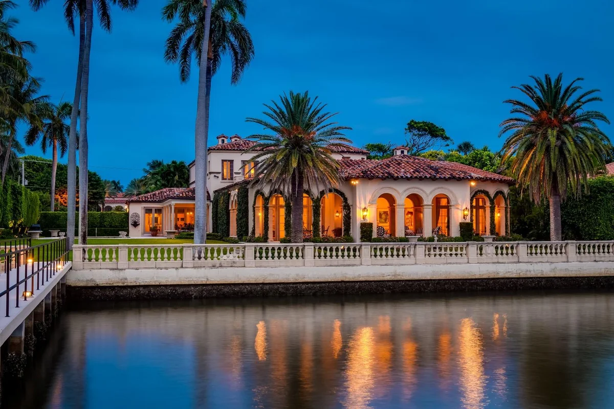 790 S County Rd, Palm Beach: photo 1 of 15
